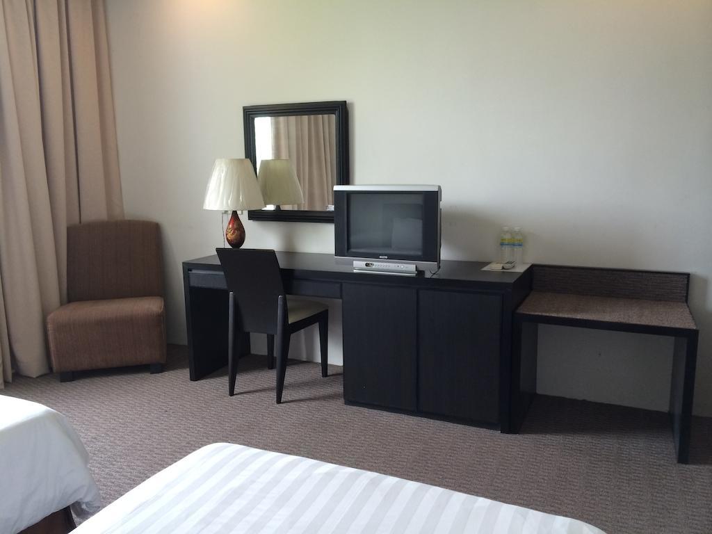 Straits View Hotel Jb Johor Bahru Værelse billede
